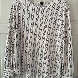 Ann Taylor Blouse - White with link design and buttons on sleeve